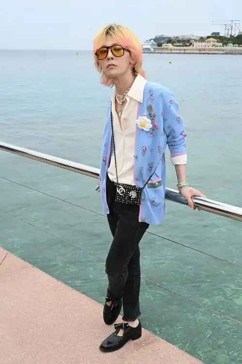 权志龙频繁上脚也带不火这双鞋盘点那些年追过的权志龙同款