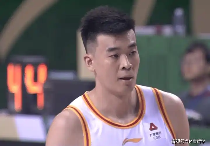 怒砍0分0板0助攻,坑惨了球队_李慕豪_深圳队_北京队