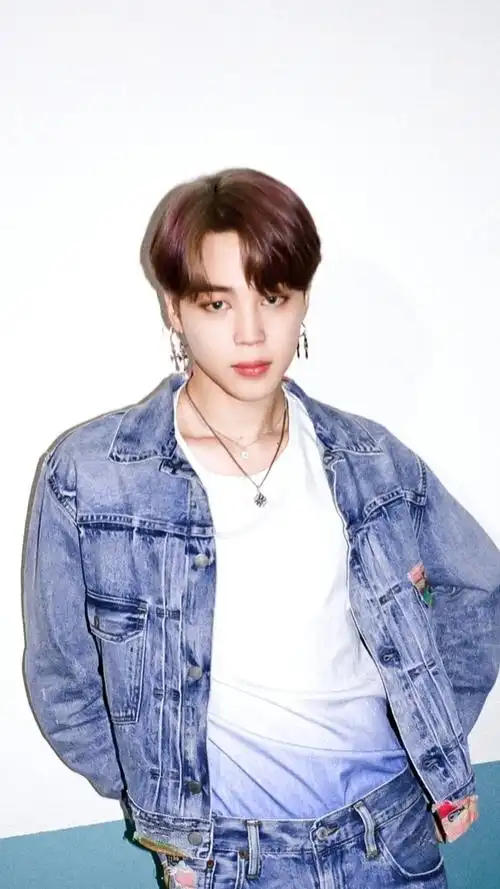 ins新专概念照朴智旻点赞最快破100w200w300w【队内第一】  同款项链