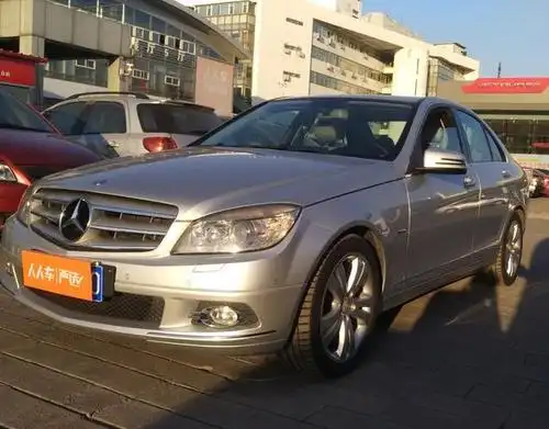 奔驰c级c2002009款18t自动时尚型国Ⅳ