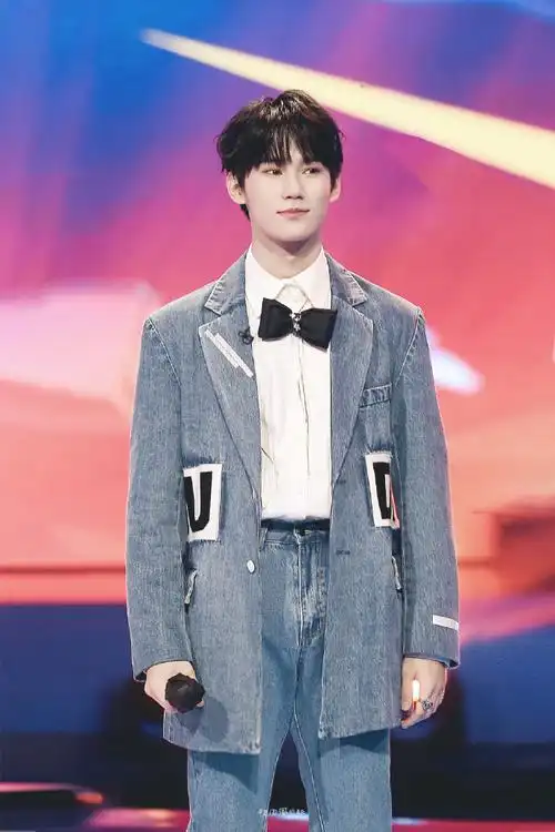 浪漫新季的充电计划7315—来自2021@时代少年团-张真源