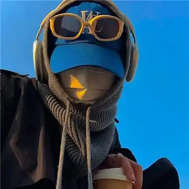 又给大家分享帅气的男生头像啦,看看这组好看又洋气的风格是你喜欢的