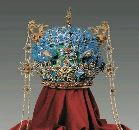 大明皇后常服——燕居冠服究竟是什么?快来领略美到极致的明风!