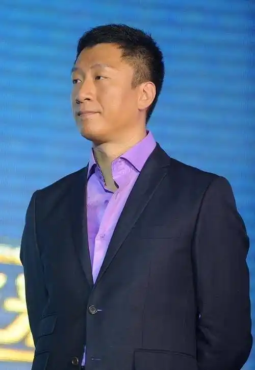 其实,孙红雷也曾说过,很多女艺人在拍摄接吻镜头时会吃一些有品位的