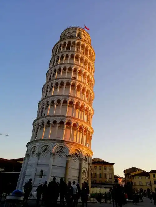 比萨斜塔世界著名的景观,也是意大利标志之一. - 美篇