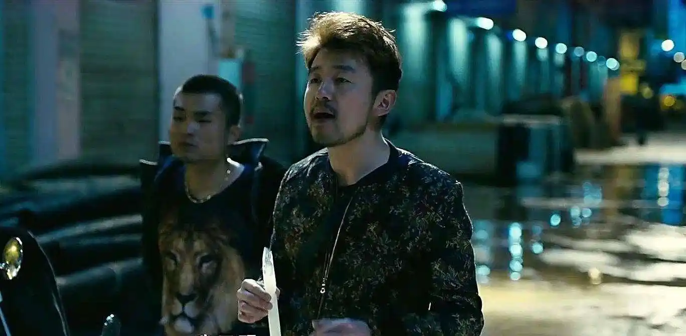 我尼玛",但小编敢保证当时那场戏绝对是整部剧的经典,雷佳音的风头