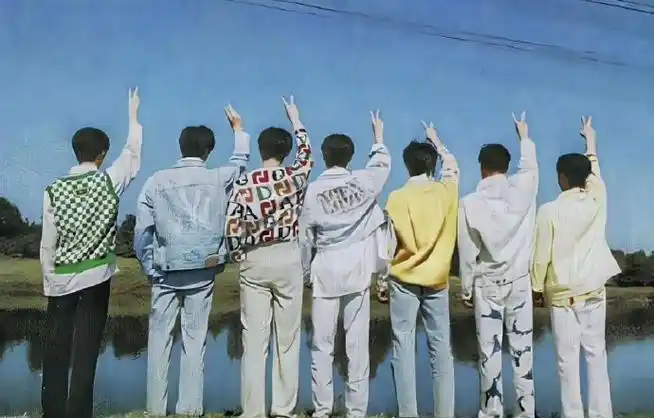 马嘉祺 丁程鑫 宋亚轩 刘耀文 张真源 严浩翔 贺峻霖时代少年团