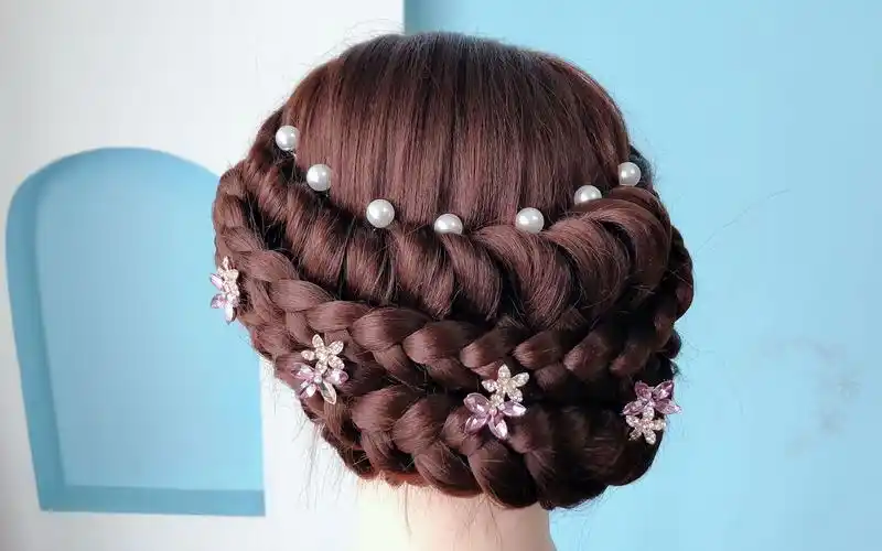 豪门贵妇的专属发型教程!雍容华贵气质非凡!让你女人味儿十足!