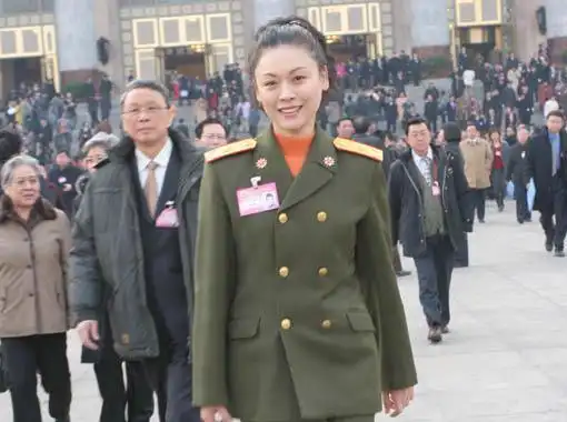 刘敏少将:人称中国最美女将军,不仅人美,跳舞也很厉害