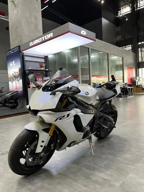 雅马哈r1.16年雅马哈r1,大t价格便宜,全段天蝎,有实力 - 抖音