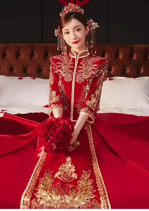 米詅高端女装轻奢丝绒秀禾服新娘2021年新款冬季秀和服中式结婚礼服禾