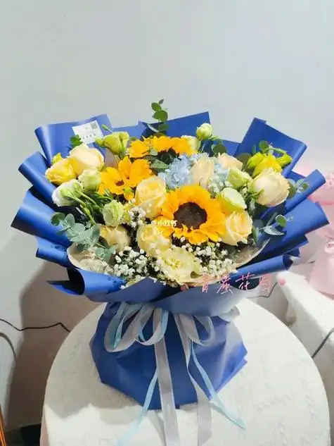 18岁男孩生日鲜花花束18岁生日送花