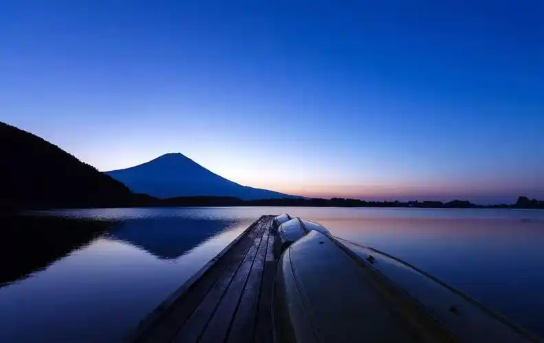 沉默,不是妥协懦弱,而是无论遇到多大委屈,都要扛起