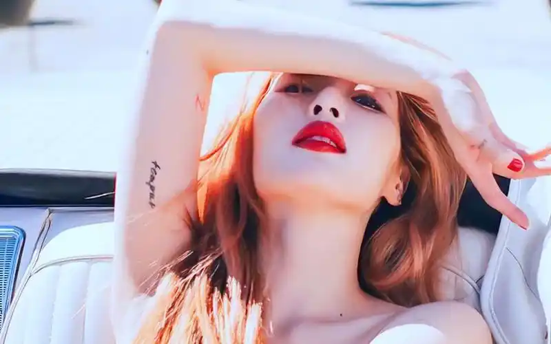 (绿色丝绸吊带)【bubble pop!】4k,190516