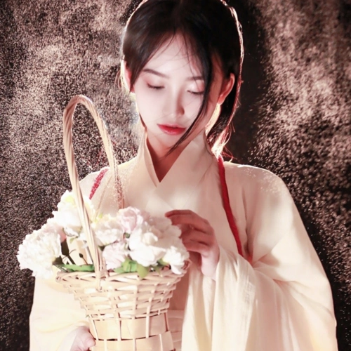 2020最火好看的神明少女网红女生头像