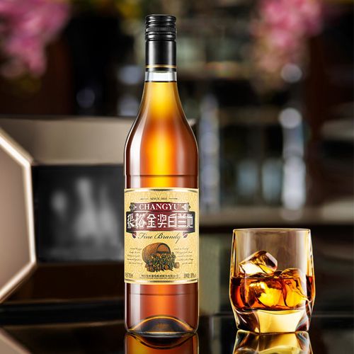 张裕白兰地洋酒金奖38度聚会700ml整箱白兰地