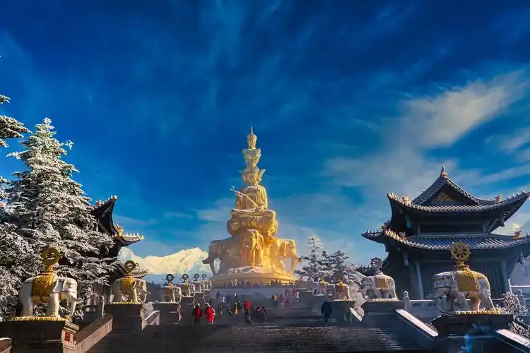 南无大行普贤菩萨拍摄于峨眉山金顶佛教四大名山佛陀行愿为代表的菩萨