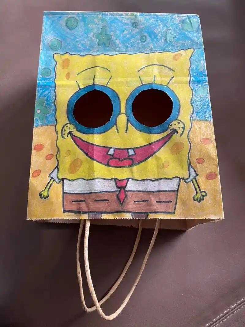 亲子手工 #纸袋小脸蛋 #幼儿园手工 - 抖音