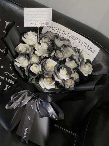 花束玫瑰花仿真花黑骑士黑色高级花束成品生日礼物假花香皂花永生