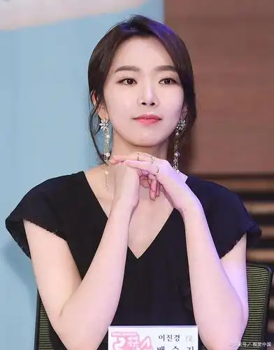 韩国国民女神裴涩琪