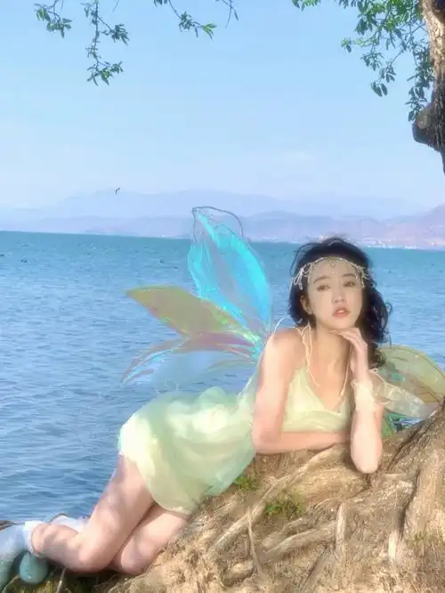 和牙牙@张浩昕在大理的写真拍摄花絮,谁能拒绝带翅