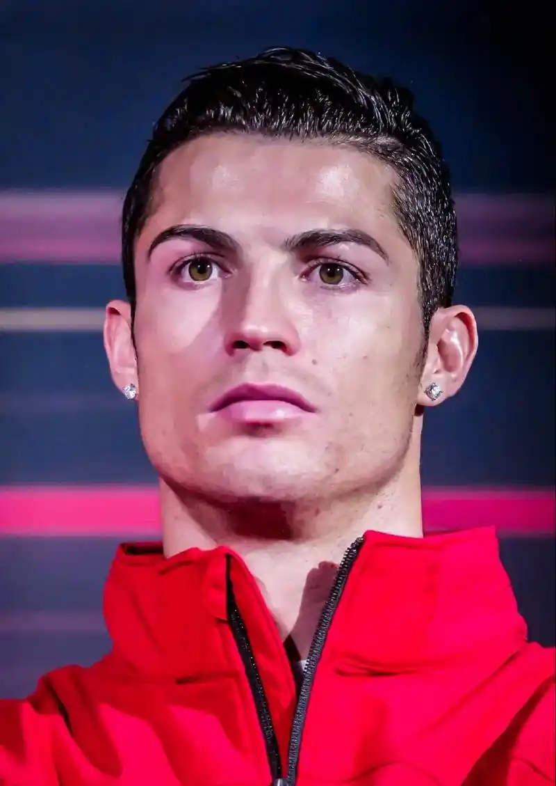 克里斯蒂亚诺·罗纳尔多 #帅就完事了 #抖 - 抖音