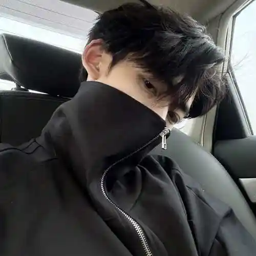 预览圆图16岁真实的帅哥照片特别适合做头像,网恋帅哥必备男头!