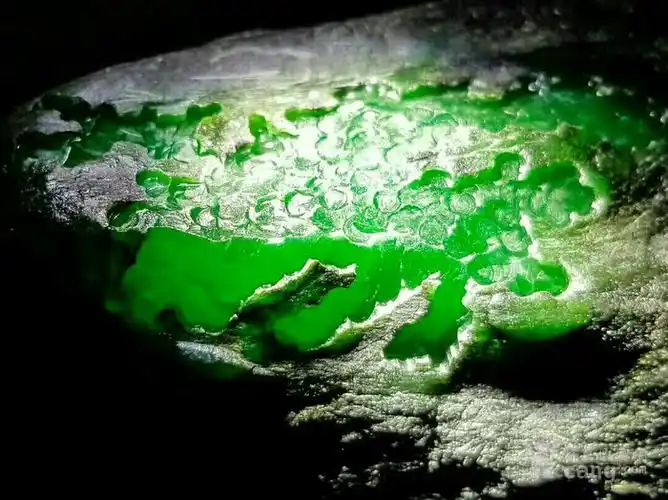 帝王绿翡翠原石