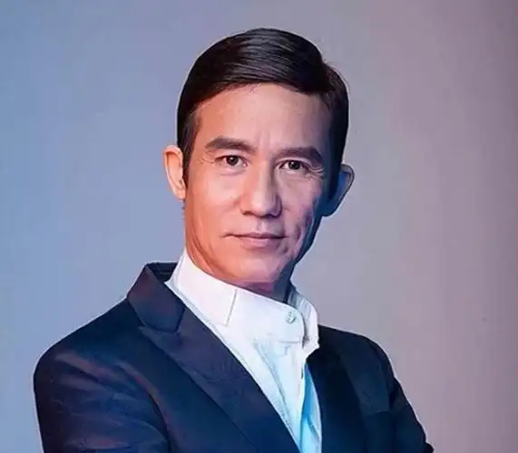 tvb绿叶王转战内地娶小22岁北京女演员,今新剧变主角,搭档影帝 今新剧