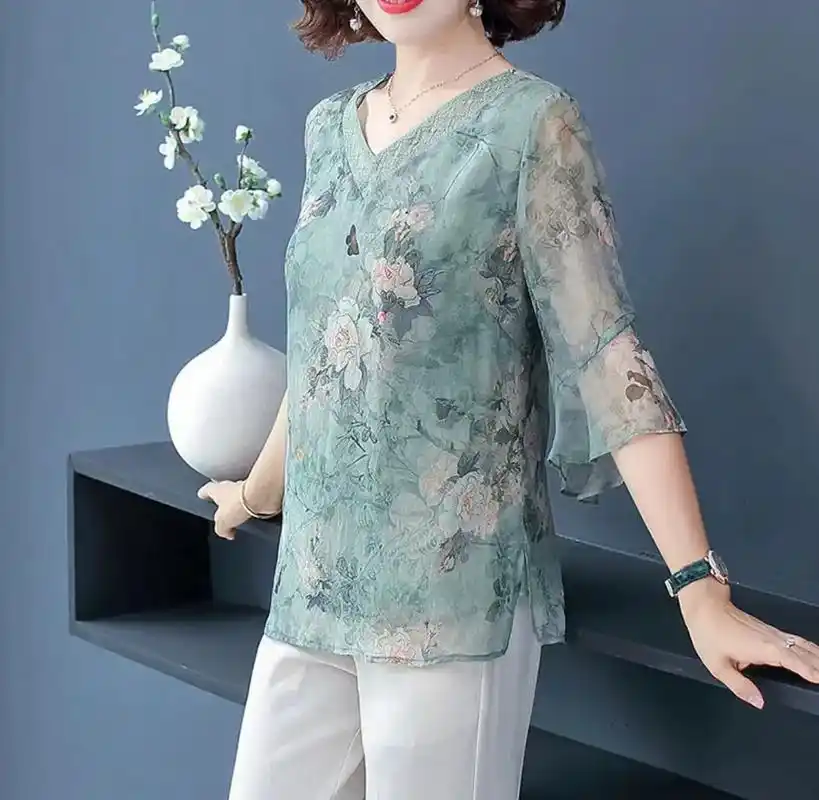 夏装碎花雪纺衫