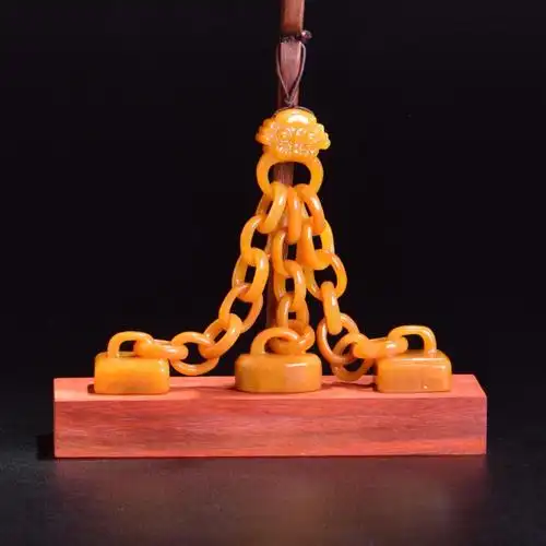 乾隆皇帝田黄三连章玉玺实演新旧宝物成品