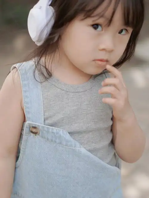 三岁小女孩日常怎么穿