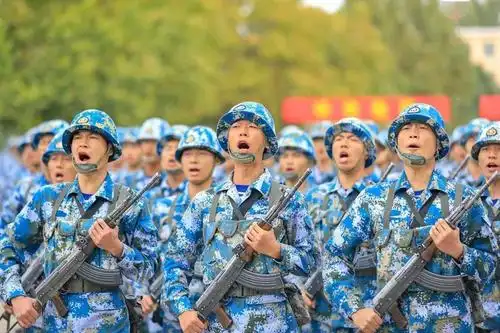 新兵们,授枪啦!