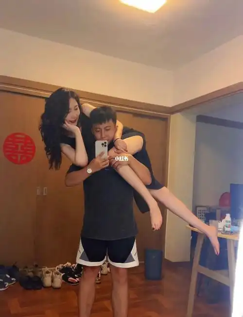 男友力爆棚的过肩抱