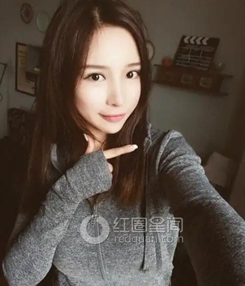 李嘉艾是干嘛的 李嘉艾是哪里人图片