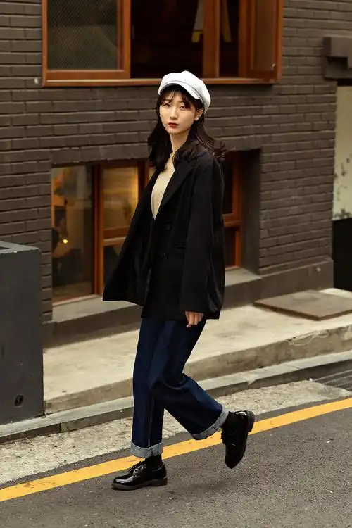 2019年春季首尔女性街头风格的第三个故事首尔街拍精选