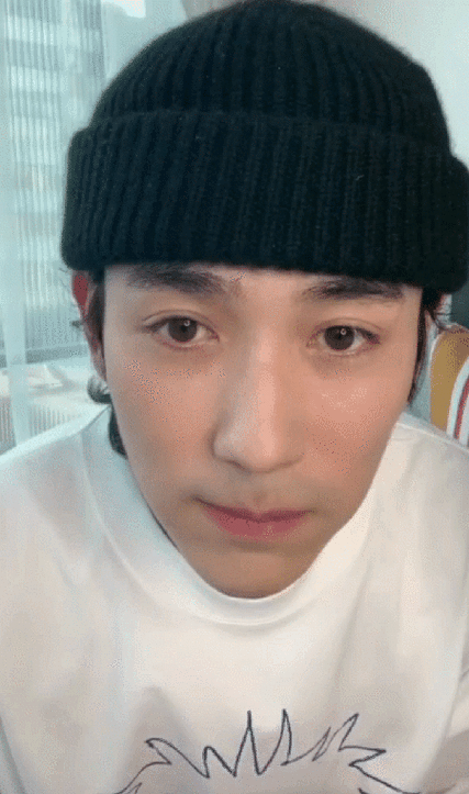 心情不好的请立刻打开朱一龙生日直播