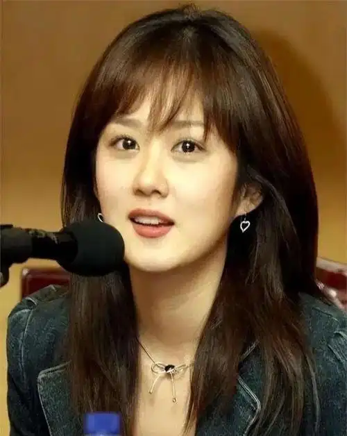 事实证明,狂傲一世的张娜拉,总算是走上了另一条人生路