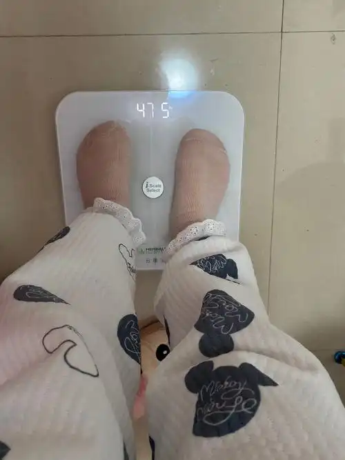 ps:孕期体重56kg……       孕前体重43kg…… 已经减了16斤咯