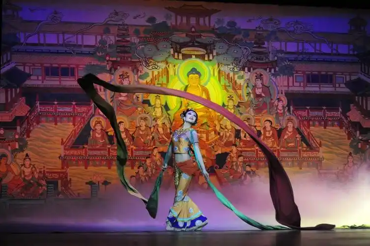 丝路花雨和又见敦煌舞台效果哪个好