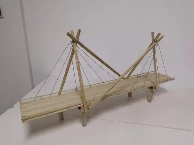 用心设计,用手架设 ---第三届桥梁模型设计与制作大赛作品展示