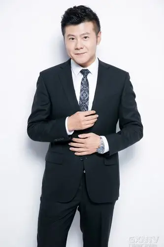 4个人图片个人简介:  主持《剧精彩》栏目,另外,主持了2018《广