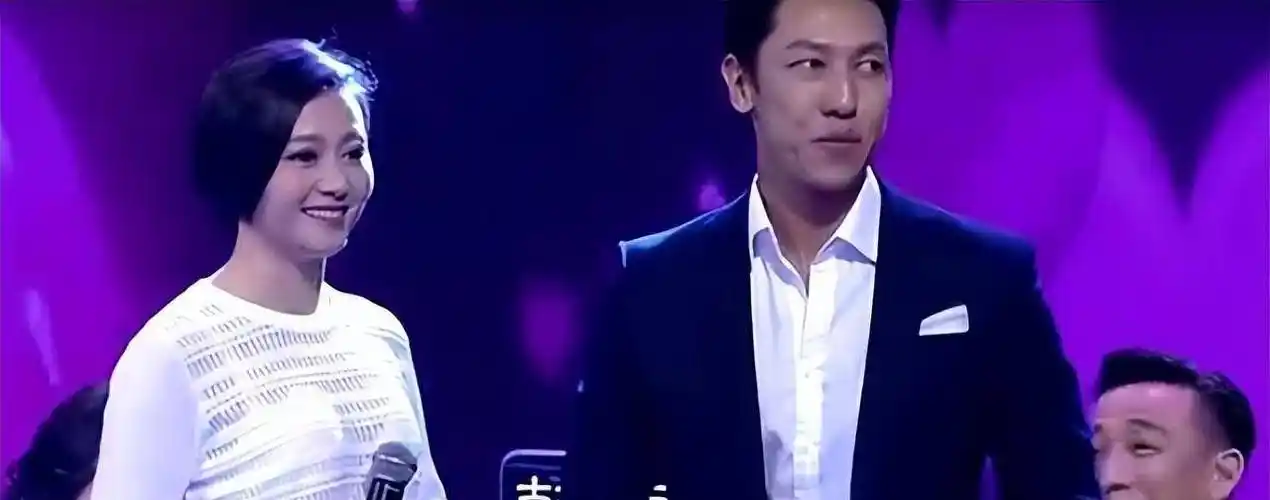 原创前央视美女主持离婚1年后上非诚勿扰相亲与富商牵手成功