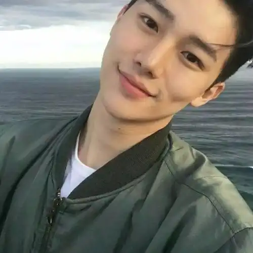 男生头像|一个青年才俊正当时