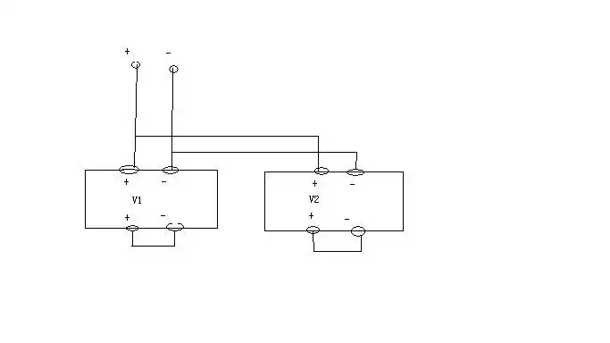 两块24v的电瓶并联,拿万用表分别量每块电瓶的电压为什么电压不一样?