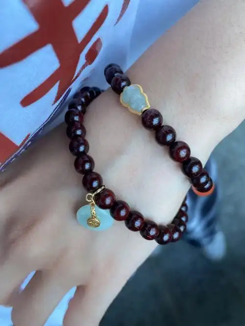 寓意满满又小清新文艺范girl 必备～#文玩配饰  #小叶紫檀手串