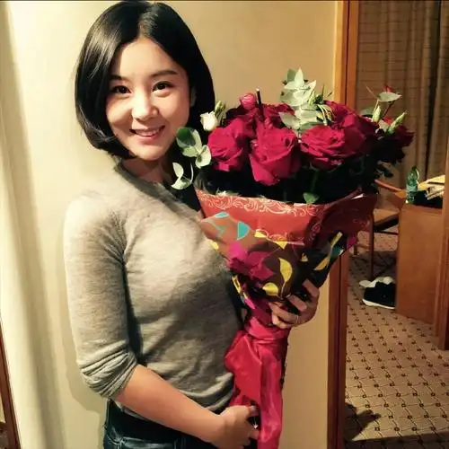 李小萌:虽然年近40,但看起来依旧是少女模样,出道20年不接吻戏