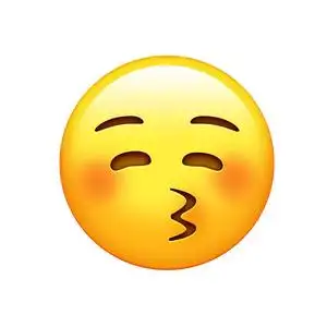 表情符号黄色脸噘起嘴唇,脸红制作接吻明珠照片