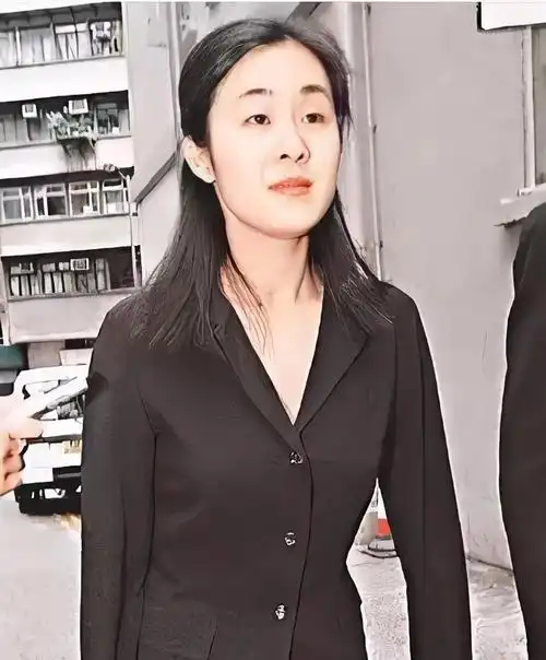 盘点刘銮雄的10位历任明星女友,网友评论:关之琳都不是最美的