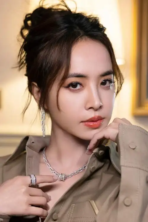 stars love bvlgari#@蔡依林演绎bvlgari宝格丽珠宝作品,璀璨钻石